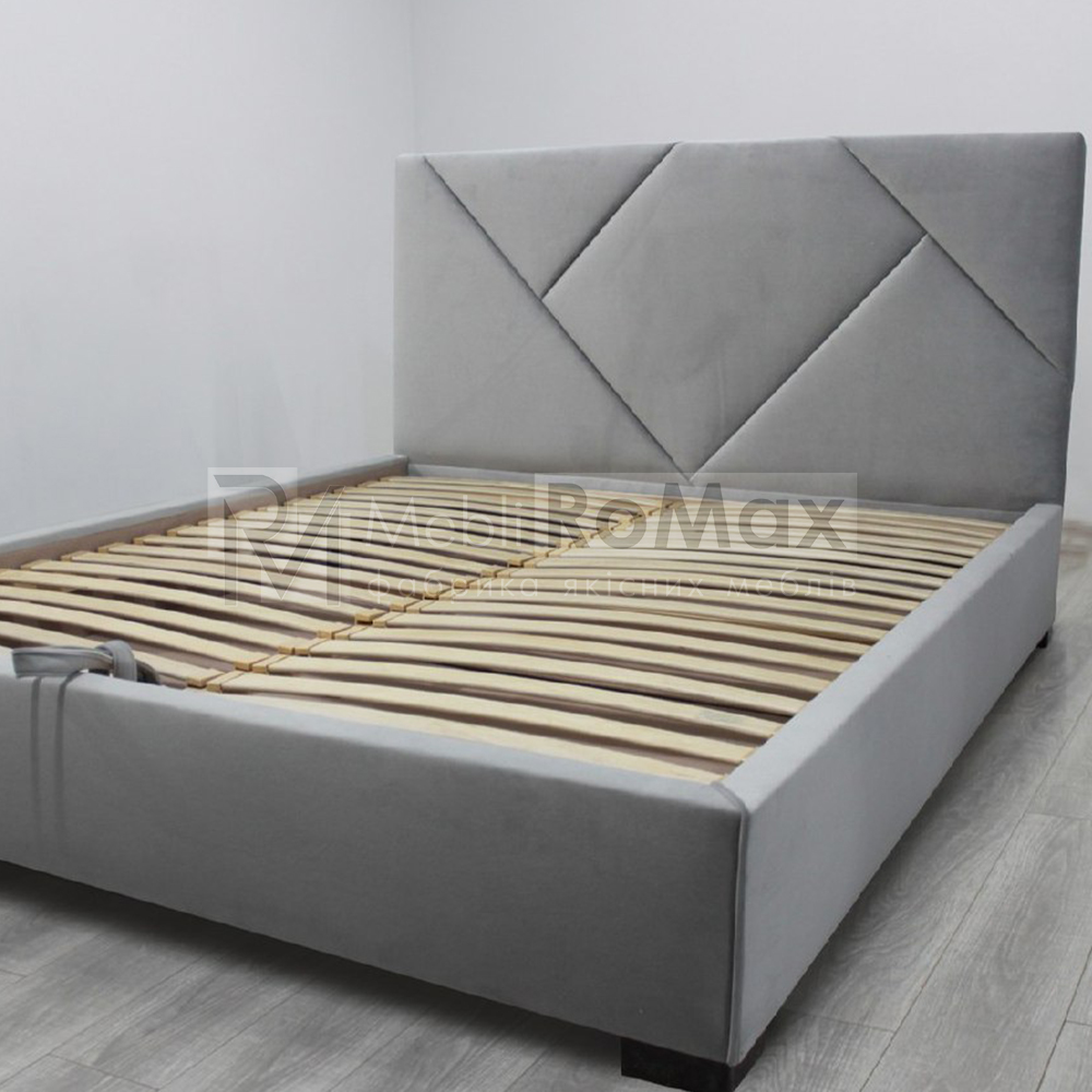 Двуспальные кровати с мягким изголовьем