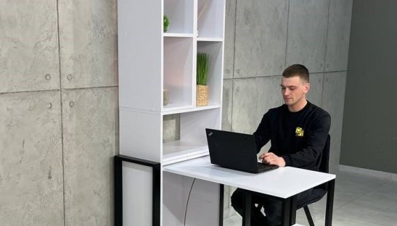 Як правильно вибрати комп'ютерний стіл